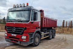 Camion met containerbak